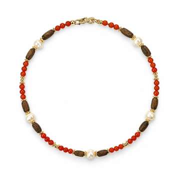 Nanhong agate, Hainan qinan agarwood and pearl necklace