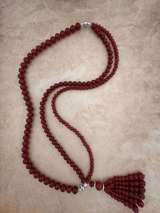 Red agate convertible necklace detail