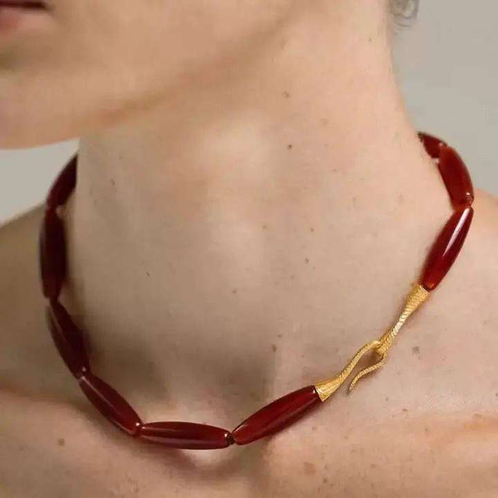 Red agate choker clasp and bead detail